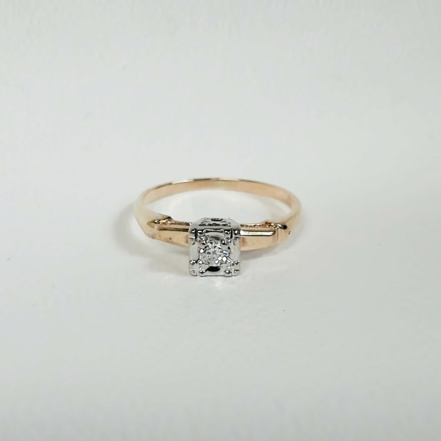 14K .05CT Diamond Illusion-Set Solitaire