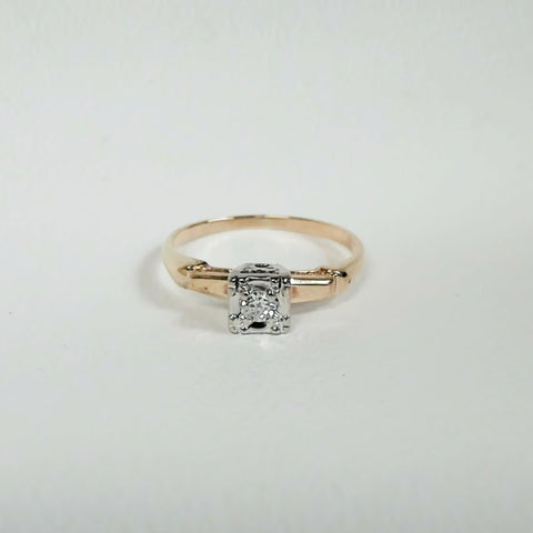 14K .05CT Diamond Illusion-Set Solitaire