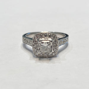 14KWG .88TW Diamond Halo Ring