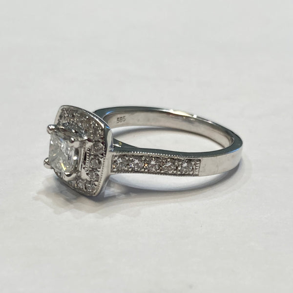 14KWG .88TW Diamond Halo Ring