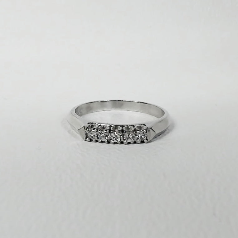 Platinum 1/10TW 5 Diamond Ring