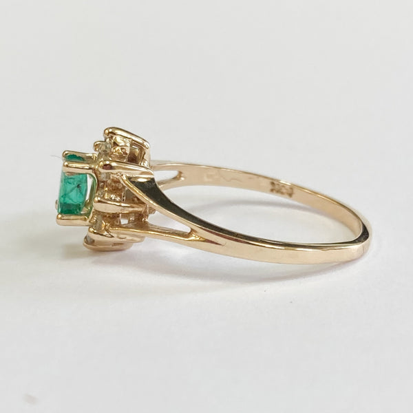 14k Oval Emerald & Diamond Ring