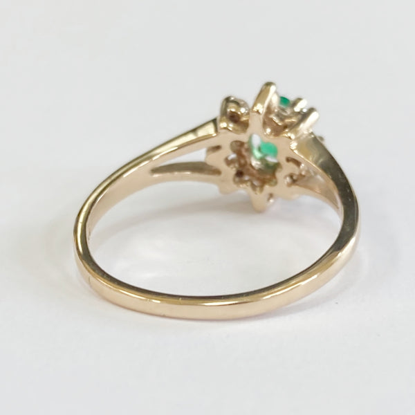 14k Oval Emerald & Diamond Ring