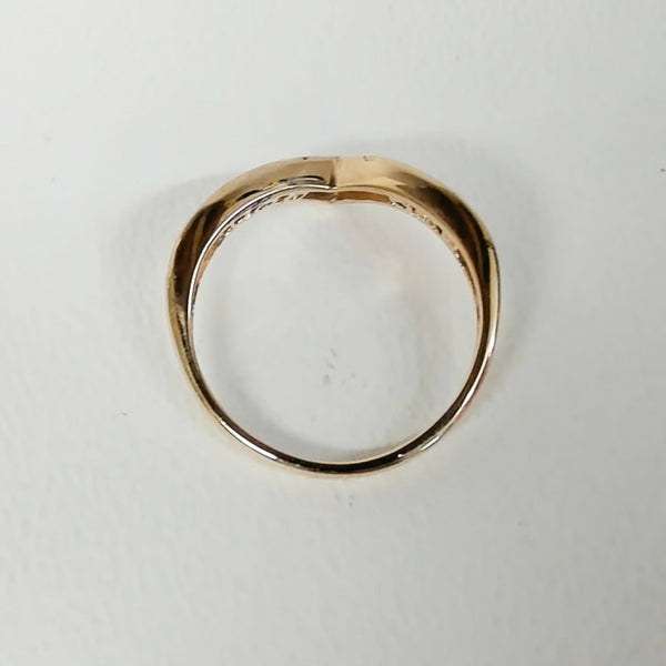 10K Emerald & Diamond "V" Ring