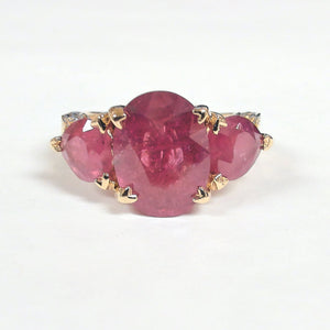 14k Glass-Filled 3-Ruby Ring