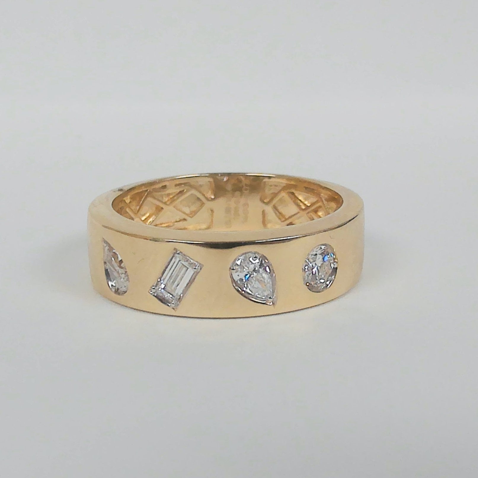 14K 4 Diamond Geometric Band