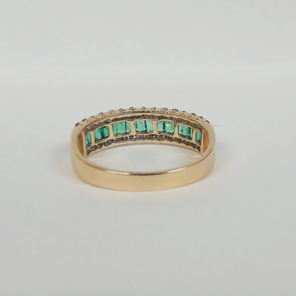 14k Baguette Emerald & Round Diamond Band