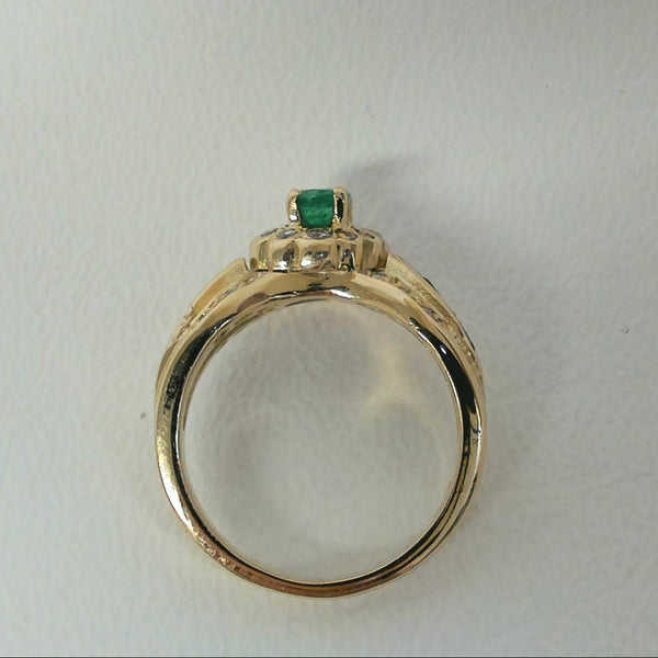 18K Emerald & Diamond Fashion Ring