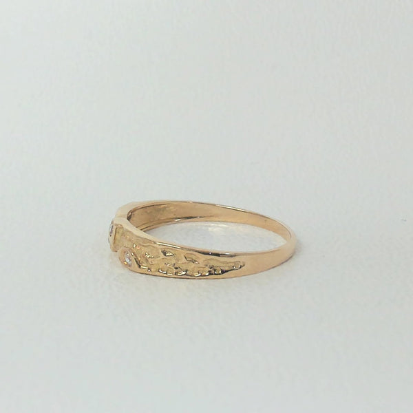 18K Melee Diamond Ring