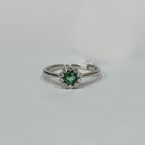 14k Green Garnet & Diamond Ring