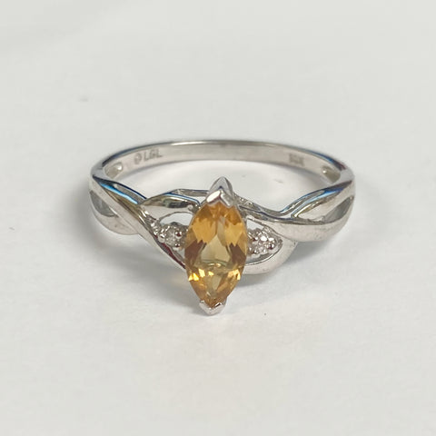 10k Marquise Citrine & Melee Diamond Ring