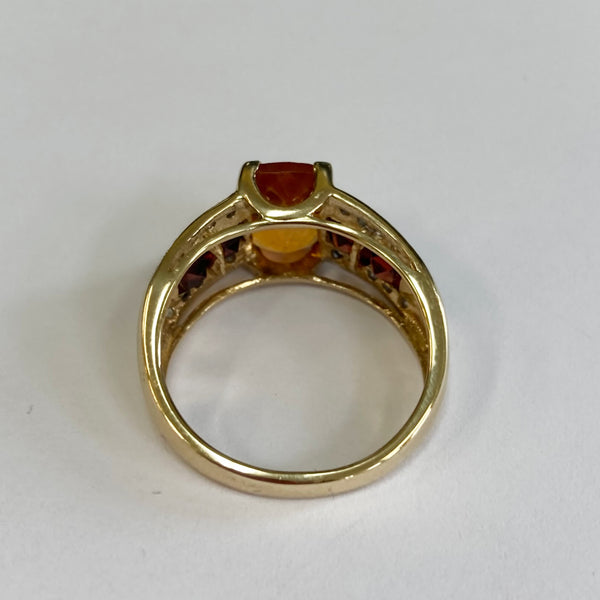 14k Citrine & Melee Diamond Ring