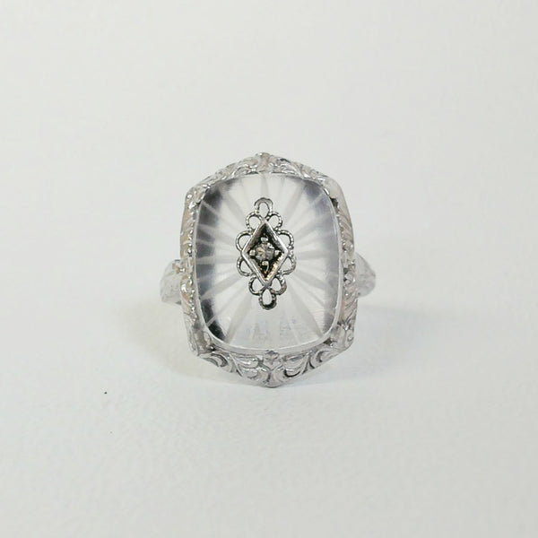 14K Vintage White Quartz Ring
