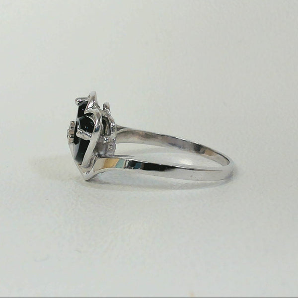 10K Heart-Shaped Black Onyx and Melee Diamond Rings