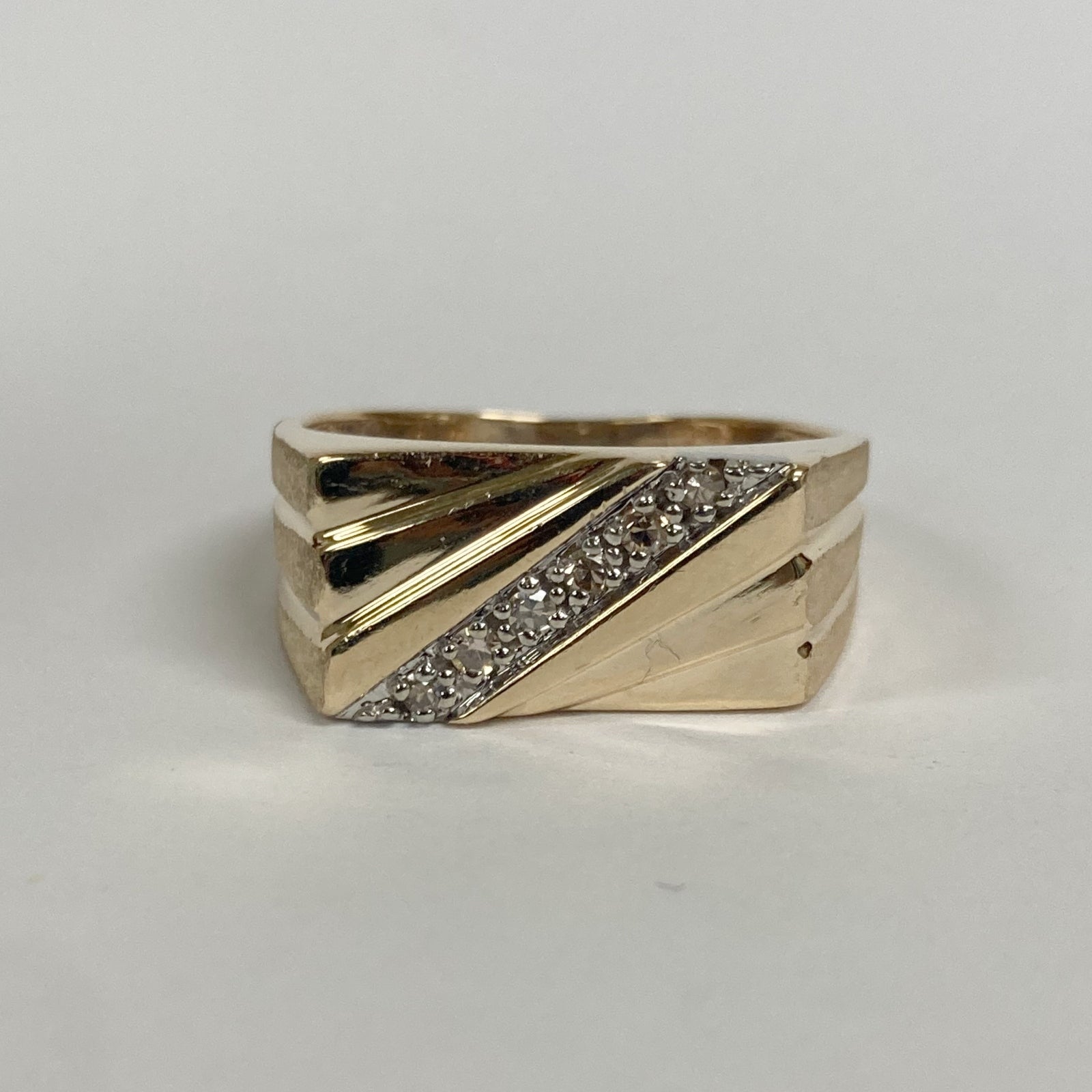 10k Gents Diamond Fashion Ring