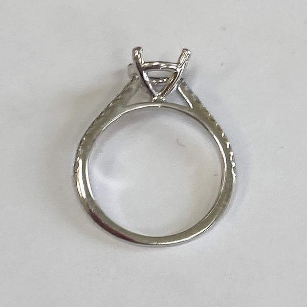 14k Round Diamond Semi-Mount Engagement Ring
