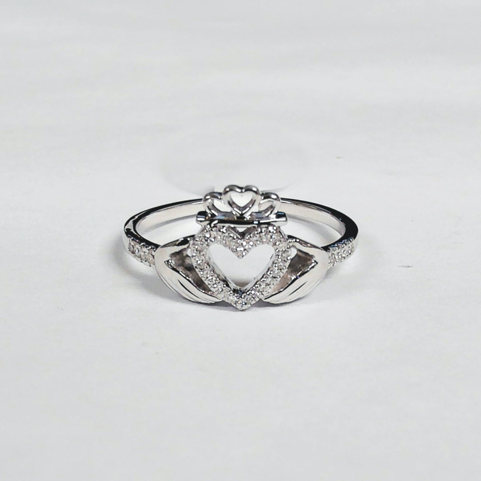 10KWG Diamond Claddagh Ring