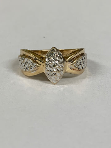 14k Diamond-Cut Fashion Ring