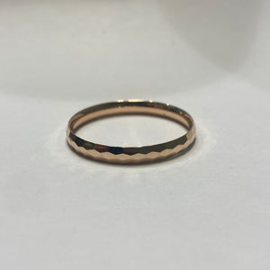 14K Rose Gold 3mm Diamond-Cut Band