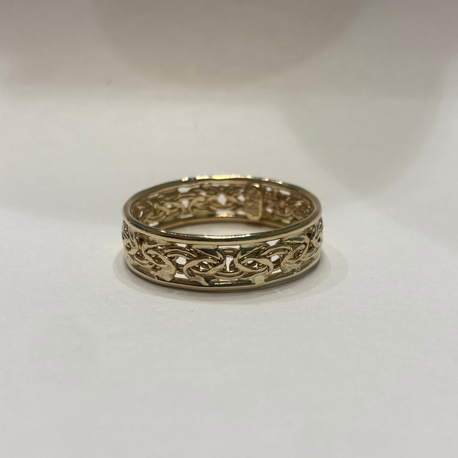 14k Yellow Gold Weave Pattern Band