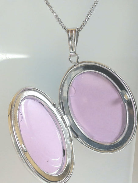 18" Sterling "Tree Of Life" Oval Locket Necklace