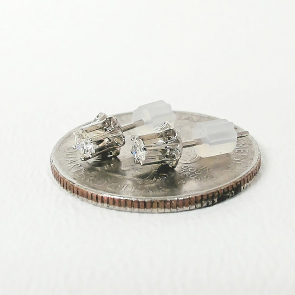 14K 1/8TW Diamond Buttercup Stud Earrings