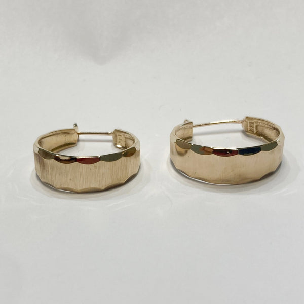 14k Diamond-Cut/Brushed Hoop Earrings