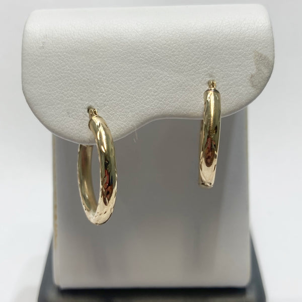 14k Diamond-Cut Hoop Earrings