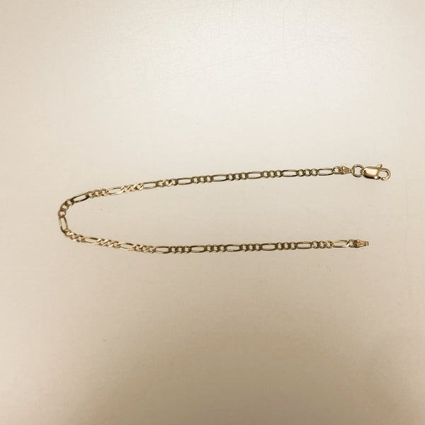 8.25" 18k Figaro Link Bracelet