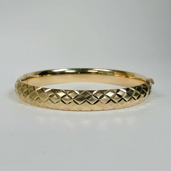 14K 8MM Diamond-Cut Bangle Bracelet