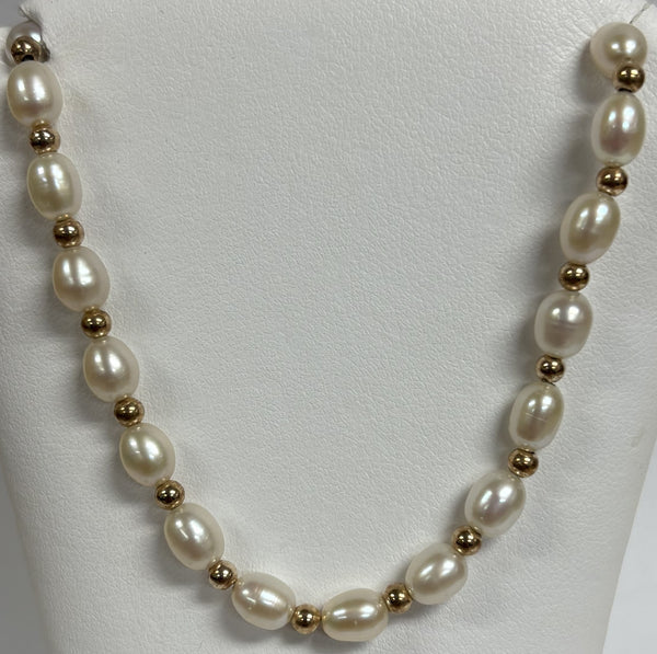 18.25" 14K Oval Freshwater Pearl & Gold Bead Necklace