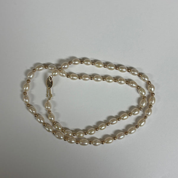 18.25" 14K Oval Freshwater Pearl & Gold Bead Necklace