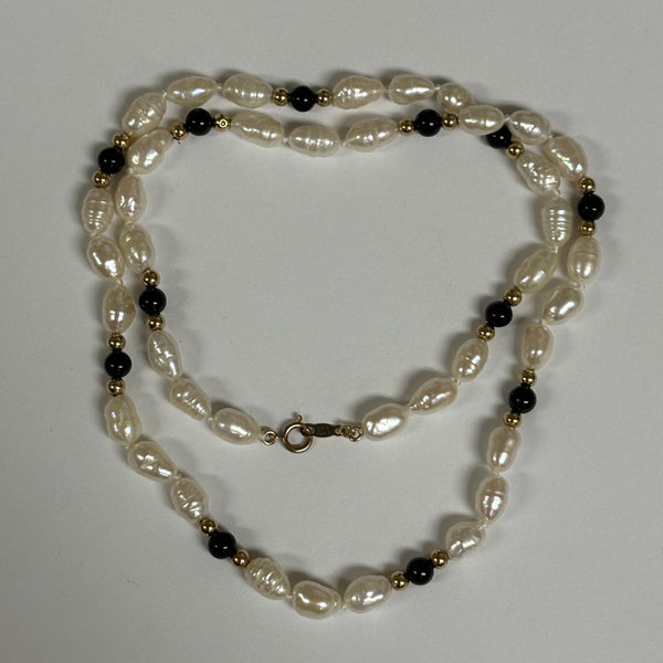 18" 14K Oval Freshwater Pearl, Black Onyx & Gold Bead Necklace