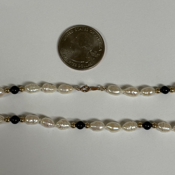18" 14K Oval Freshwater Pearl, Black Onyx & Gold Bead Necklace