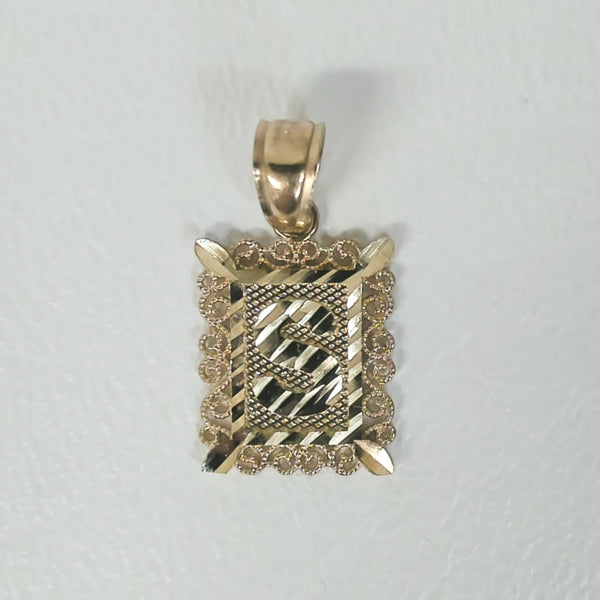 10K "S" Initial Charm