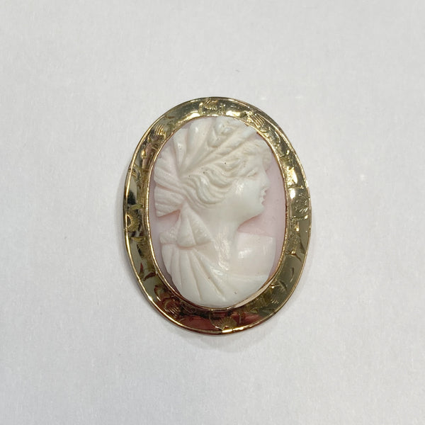 10KYG Cameo Brooch