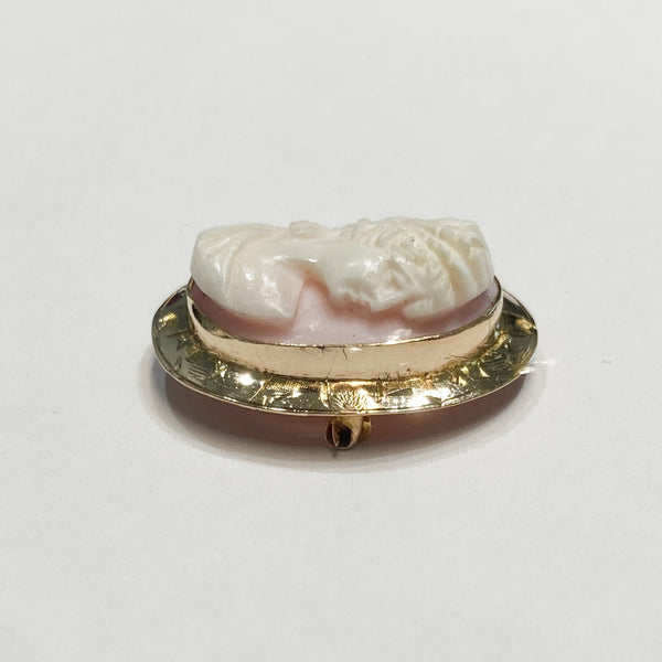 10KYG Cameo Brooch