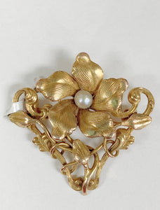 14k Flower with Pearl Brooch