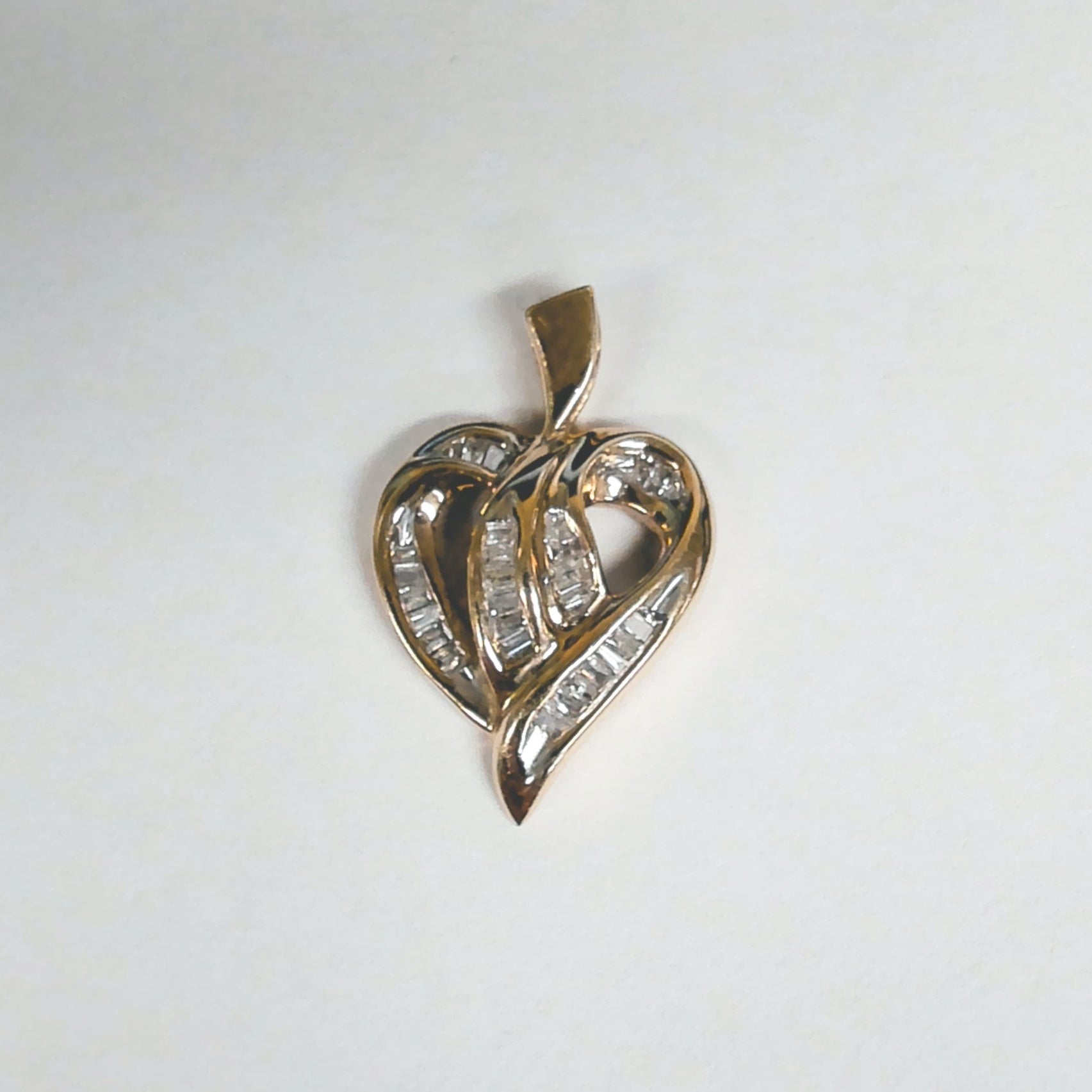 10k Baguette/Round Diamond Heart Pendant