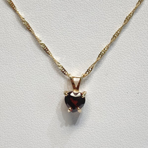 18" 14KYG Heart-Shaped Garnet Pendant