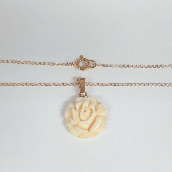 15" 14K White Rose Pendant