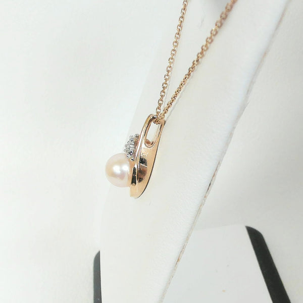 18" 14K Pearl and Diamond Necklace