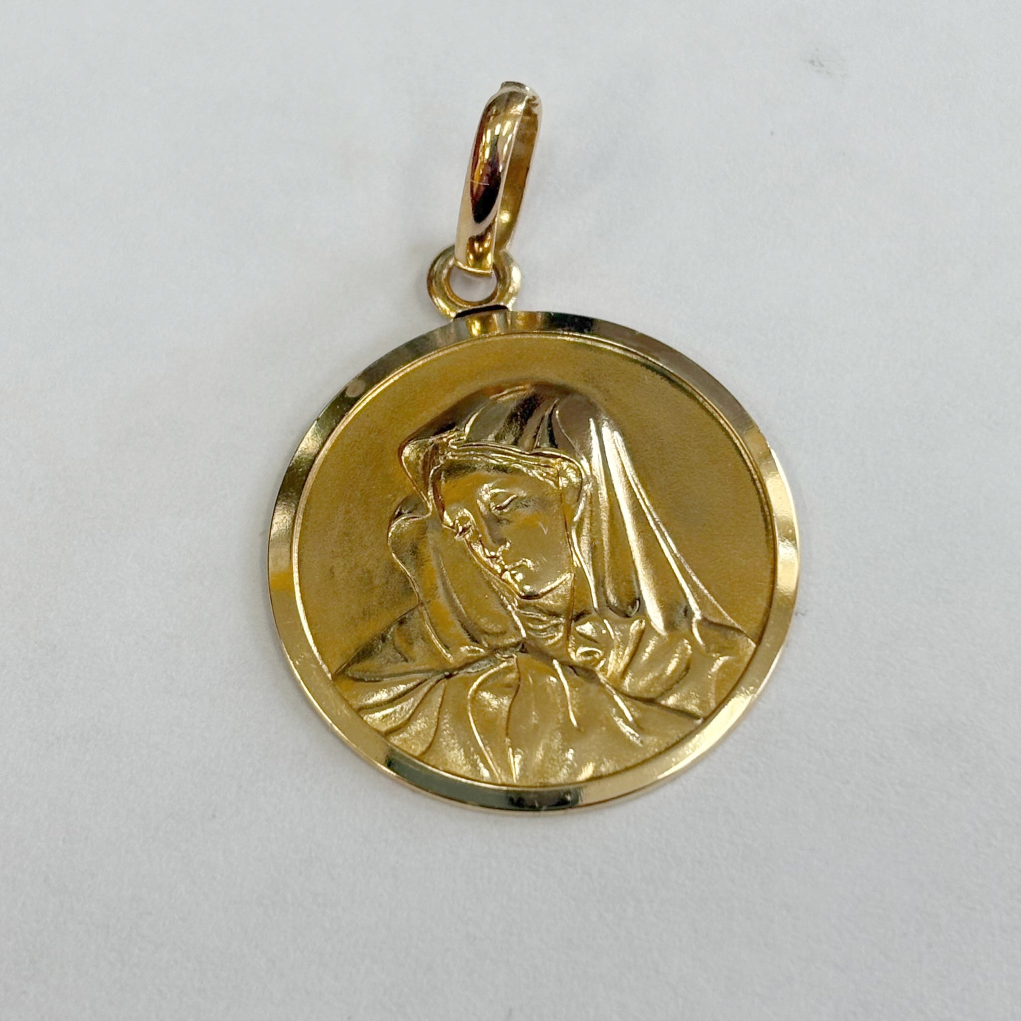 18K Lady Of Sorrows Medal