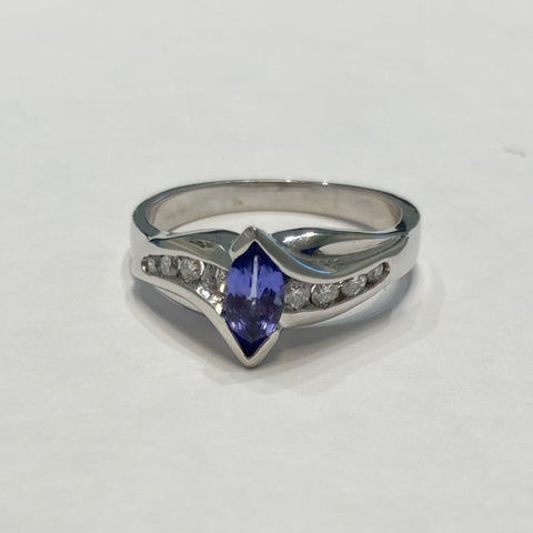 Tanzanite and Diamond Fashion Ring