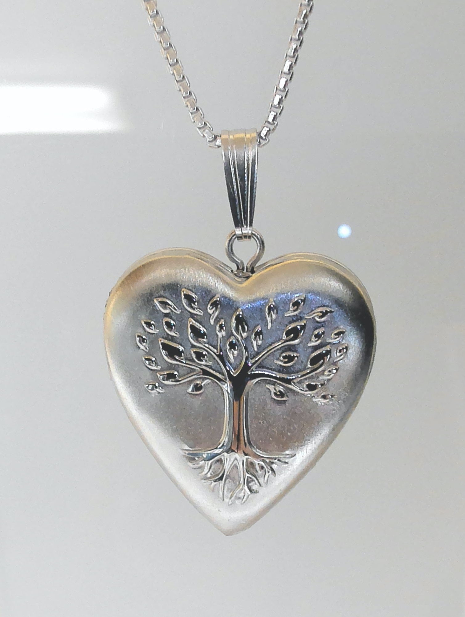 18" Sterling "Tree Of Life" Heart Locket Necklace