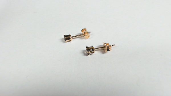 14KYG 3MM Smoky Quartz Stud Earrings
