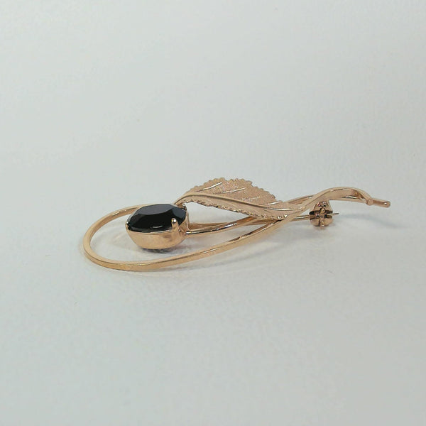 14K Synthetic Garnet Brooch