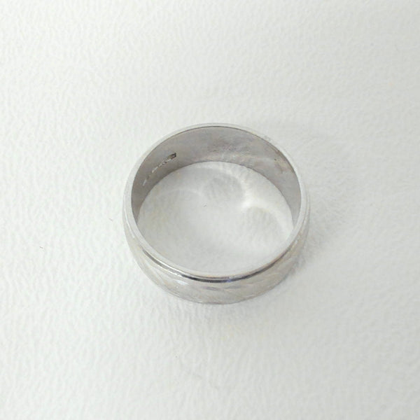 14K Wide Patterned Band Size 8