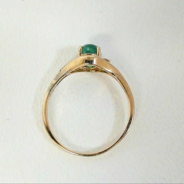 14K Cabochon Emerald and Diamond Ring