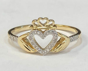 10KYG Diamond Claddagh Ring
